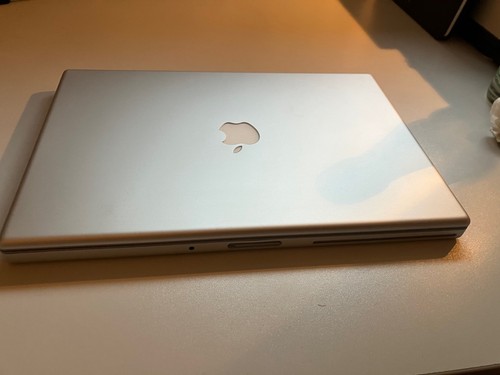 Macbook pro a1260 200gb hdd - pro, a1260,